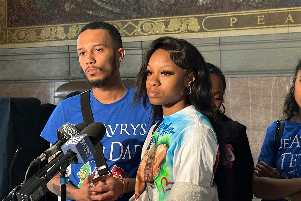 How the Black Community Of Pittsburgh Is Honoring D’Avry Thomas’ Life